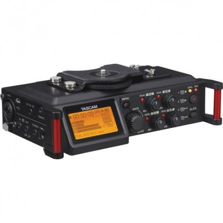 Grabadora TASCAM DR-70D Estéreo Portátil